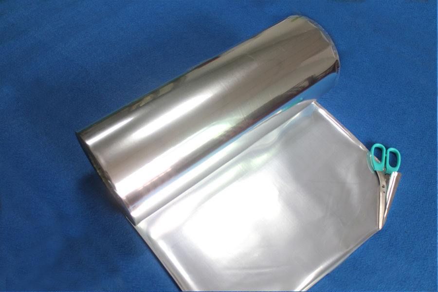 光伏背板封裝用鋁箔流延復合EVA的水汽阻隔率與雙八五老化測試關(guān)鍵數(shù)據(jù)解析